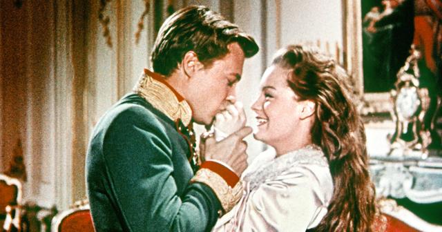 Weihnachten im Schloss Schönbrunn: Ein Blitz der Liebe Weihnachten im Schloss Schönbrunn: Ein Blitz der Liebe