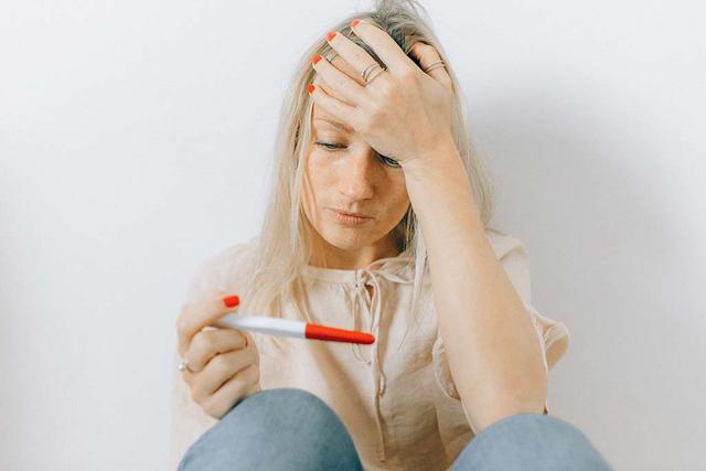 Dauer der hormonellen Anpassung nach einem medikamentösen Abbruch Dauer der hormonellen Anpassung nach einem medikamentösen Abbruch