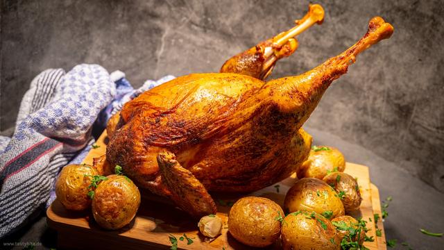 Aufgetautes Brathähnchen richtig zubereiten: Tipps und Tricks