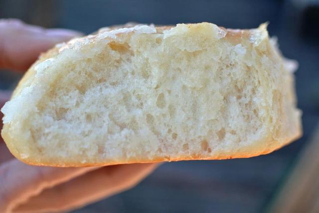 Hefeteig im Kühlschrank gehen lassen: Vorteile und Anleitung Hefeteig im Kühlschrank gehen lassen: Vorteile und Anleitung