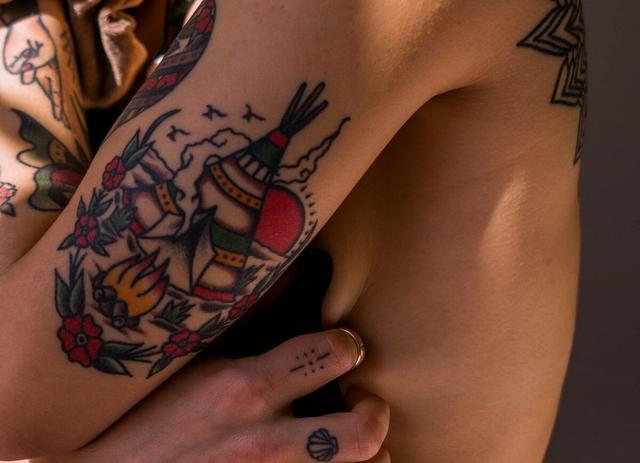 Nach einem frischen Tattoo: Wie lange sollte man auf Saunabesuche verzichten? Nach einem frischen Tattoo: Wie lange sollte man auf Saunabesuche verzichten?