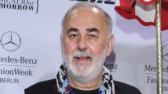 Nach der Grauer Star Operation: Wie lange sollte man eine Augenklappe tragen? Nach der Grauer Star Operation: Wie lange sollte man eine Augenklappe tragen?