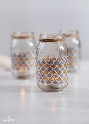 Individuelle Windlichter gestalten - DIY-Idee mit Glasmalerei und verschiedenen Motiven Individuelle Windlichter gestalten - DIY-Idee mit Glasmalerei und verschiedenen Motiven