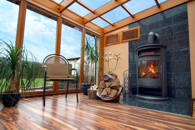 Einbruchssicherer Wintergarten: So schützen Sie Ihr Eigenheim vor ungebetenen Gästen Einbruchssicherer Wintergarten: So schützen Sie Ihr Eigenheim vor ungebetenen Gästen