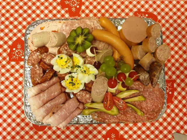 Wurstplatte anrichten leicht gemacht: Hier erfährst du alles, was du wissen musst Wurstplatte anrichten leicht gemacht: Hier erfährst du alles, was du wissen musst