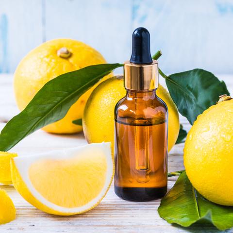 Gesundes und preiswertes Zitronenöl aus eigener Herstellung Gesundes und preiswertes Zitronenöl aus eigener Herstellung
