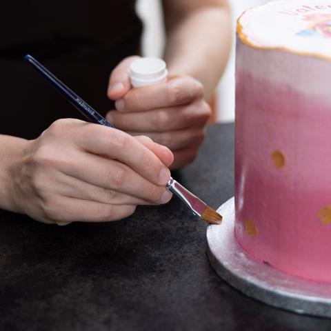Anleitung zum Selbermachen von Zuckerkleber für deine Torte