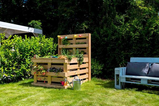 Gartenmöbel selber machen: Tipps und Tricks für Palettenprojekte Gartenmöbel selber machen: Tipps und Tricks für Palettenprojekte