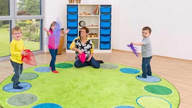 Kreative Spielideen: Spiele selber machen und doppelten Spaß erleben