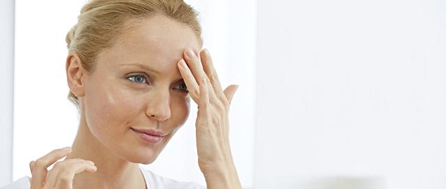 Wirksame Tipps gegen Zornesfalten – so erhalten Sie ein jugendliches Gesicht Wirksame Tipps gegen Zornesfalten – so erhalten Sie ein jugendliches Gesicht