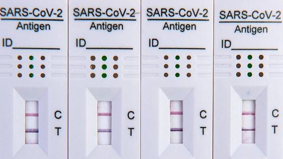 Ab wann kann man mit einem Corona-Test eine Infektion feststellen? Ab wann kann man mit einem Corona-Test eine Infektion feststellen?
