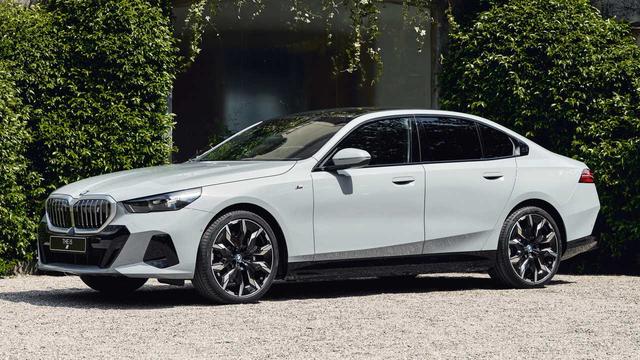 Neuer BMW 5er 2023: Bestellstart und Verfügbarkeit Neuer BMW 5er 2023: Bestellstart und Verfügbarkeit