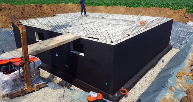 4. Weiße Wanne vs. Schwarze Wanne: Welche Abdichtungstechnik ist die richtige? 4. Weiße Wanne vs. Schwarze Wanne: Welche Abdichtungstechnik ist die richtige?