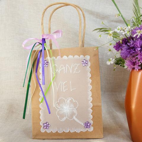 Last-Minute-Geschenke stilvoll verpacken: DIY-Anleitung für selbstgemachte Geschenktüten