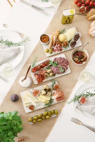 Kreative Ideen für eine individuelle Antipasti Platte zum Selbermachen Kreative Ideen für eine individuelle Antipasti Platte zum Selbermachen