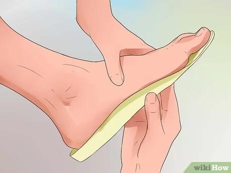 Spezielle Schuhe und Stiefel für einen gebrochenen Zeh: Tipps zur Nachsorge