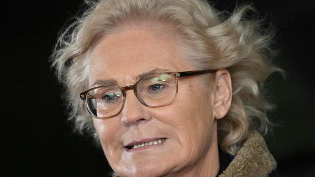 Christine Lambrechts Rücktritt: Welche finanziellen Vorteile erwarten sie? Christine Lambrechts Rücktritt: Welche finanziellen Vorteile erwarten sie?