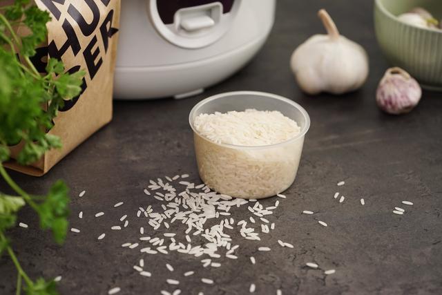 Die richtige Menge Reis pro Person: Wie viel Gramm sind empfehlenswert? Die richtige Menge Reis pro Person: Wie viel Gramm sind empfehlenswert?