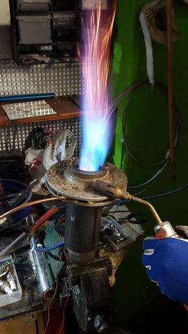 Selbstgemachter Altölbrenner: Eine Anleitung zum Nachbauen