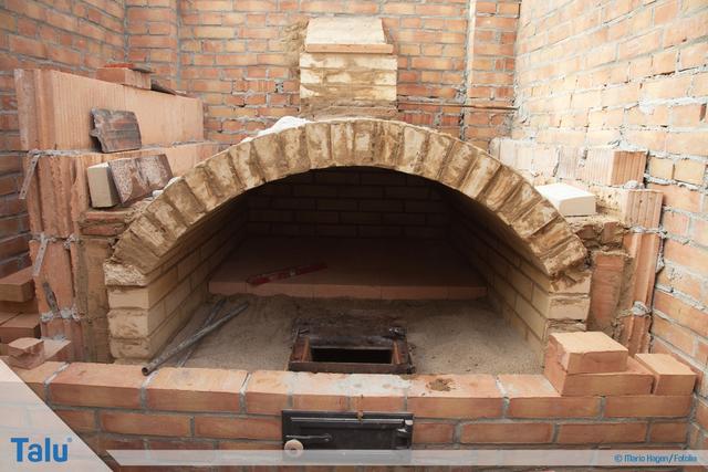 Selber machen: So bauen Sie Ihren eigenen Holzbackofen Selber machen: So bauen Sie Ihren eigenen Holzbackofen
