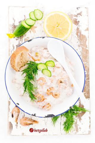 Süße Note im Krabbensalat: Einfaches Rezept mit Mayonnaise und Zucker