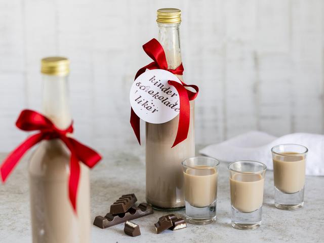 Schnelles und einfaches Rezept für Schokolikör zum Selbermachen Schnelles und einfaches Rezept für Schokolikör zum Selbermachen