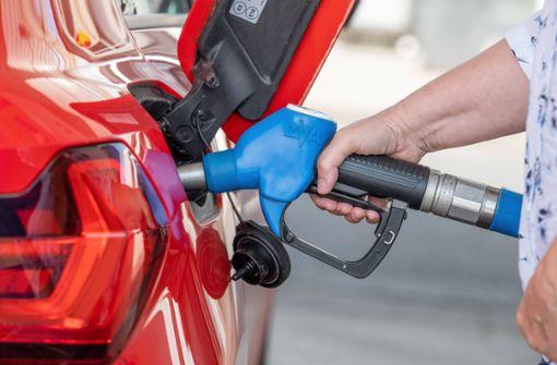 Wann endet der Tankrabatt? Autofahrer sollten sich beeilen, um noch zu sparen.