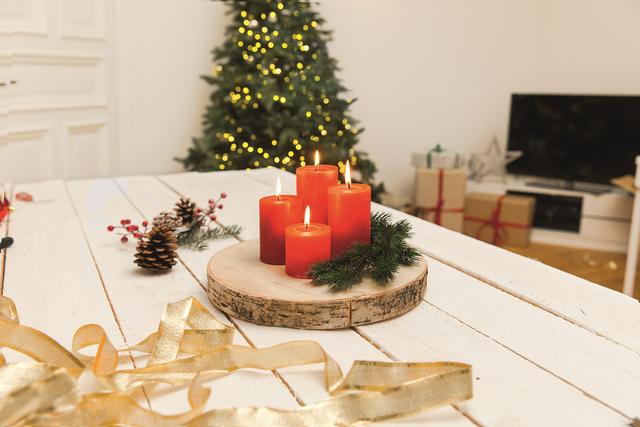Individueller Adventskranz: Tipps zum Binden und Dekorieren Individueller Adventskranz: Tipps zum Binden und Dekorieren