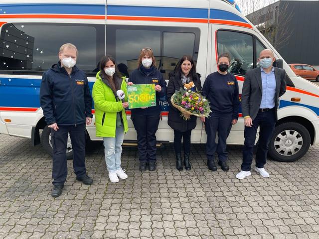 Erfüllung von Träumen: ASB-Wünschewagen dank großzügiger Spende bis zu 5000 Euro Erfüllung von Träumen: ASB-Wünschewagen dank großzügiger Spende bis zu 5000 Euro