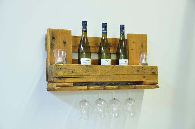 DIY-Weinregal: So baust du dir ganz einfach ein individuelles Flaschenregal selbst DIY-Weinregal: So baust du dir ganz einfach ein individuelles Flaschenregal selbst