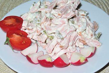 Schnell und einfach: Fleischsalat selber machen mit 3 leckeren Variationen