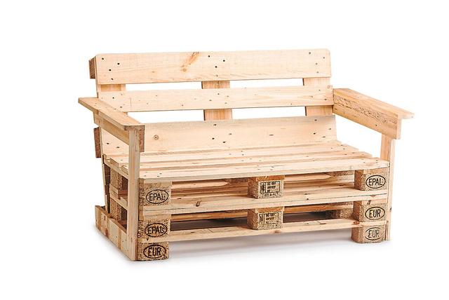 Einfach & günstig: Mit diesen Tipps gelingt dir der Bau von Palettenmöbeln Einfach & günstig: Mit diesen Tipps gelingt dir der Bau von Palettenmöbeln