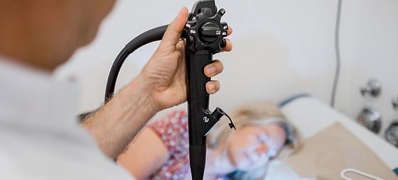 2. Aufgaben und Tätigkeiten eines Gastroenterologen: Diagnose, Behandlung und Prävention von Magen-Darm-Erkrankungen