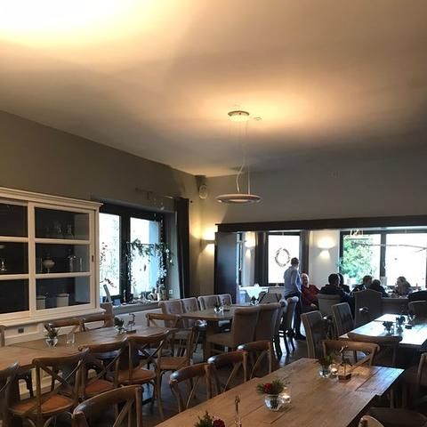 Feiern Sie den Vatertag am 18. Mai im gemütlichen Wirtshaus Krämer in der Wanne Feiern Sie den Vatertag am 18. Mai im gemütlichen Wirtshaus Krämer in der Wanne