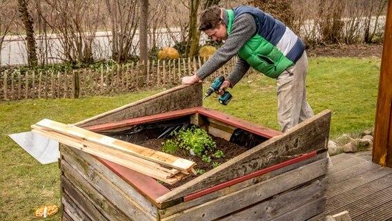Frühbeetaufsatz für das Hochbeet: Gemüse früher reifen lassen Frühbeetaufsatz für das Hochbeet: Gemüse früher reifen lassen
