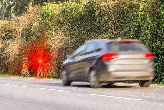 In der Probezeit geblitzt mit 20 km/h zu schnell: Was droht einem Fahranfänger? In der Probezeit geblitzt mit 20 km/h zu schnell: Was droht einem Fahranfänger?