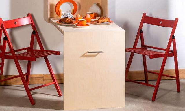 Wohnen auf engem Raum? Selbst gebauter Klapptisch schafft Abhilfe Wohnen auf engem Raum? Selbst gebauter Klapptisch schafft Abhilfe