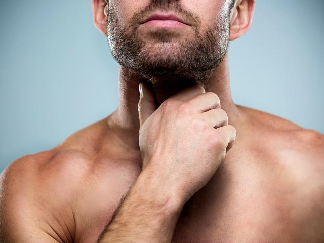 Hilfe bei anhaltendem Kloßgefühl: Was tun? Hilfe bei anhaltendem Kloßgefühl: Was tun?