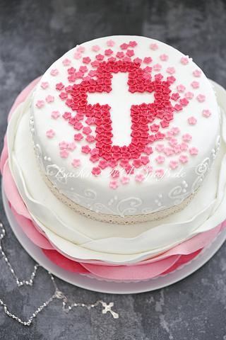 Leichtes Rezept für eine selbstgemachte Kommunions Torte für Mädchen Leichtes Rezept für eine selbstgemachte Kommunions Torte für Mädchen