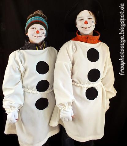 Kreative Idee: Mit wenigen Materialien zum selbstgemachten Schneemann Kostüm