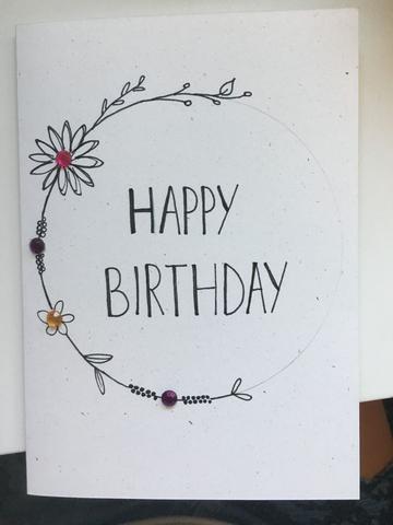 Mit Liebe gemacht: DIY-Geburtstagskarten malen Mit Liebe gemacht: DIY-Geburtstagskarten malen