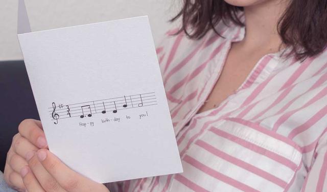 Einzigartige Geburtstagskarten selber machen: 6 kreative DIY-Ideen Einzigartige Geburtstagskarten selber machen: 6 kreative DIY-Ideen