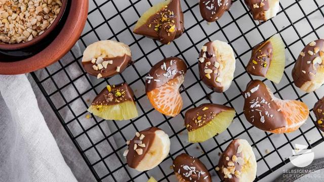 Schokofrüchte selbstgemacht: So gelingt es garantiert! Schokofrüchte selbstgemacht: So gelingt es garantiert!