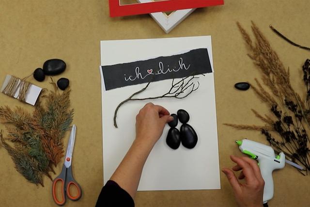 Natürlich und harmonisch: Selbstgemachte Steinbilder zum Verschönern deines Zuhauses Natürlich und harmonisch: Selbstgemachte Steinbilder zum Verschönern deines Zuhauses