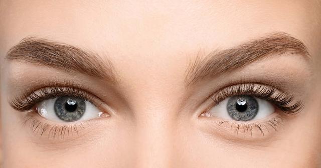 Wimpernlifting selber machen: So gelingt das Lash Lifting zu Hause Wimpernlifting selber machen: So gelingt das Lash Lifting zu Hause