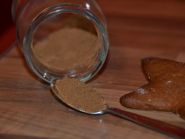 Hausgemachtes Lebkuchengewürz: Schnell und einfach zubereitet Hausgemachtes Lebkuchengewürz: Schnell und einfach zubereitet