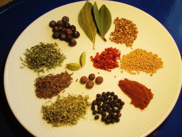 Perfekte Würze für Wildfleisch - DIY Rezept für Wildgewürz Perfekte Würze für Wildfleisch - DIY Rezept für Wildgewürz