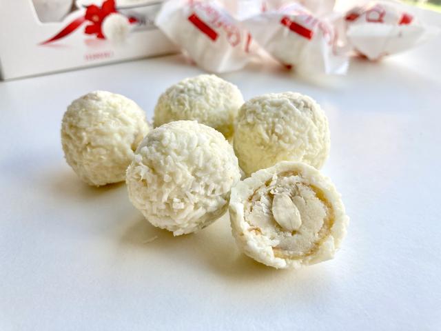 Schritt-für-Schritt Anleitung: Raffaello einfach selbstgemacht Schritt-für-Schritt Anleitung: Raffaello einfach selbstgemacht