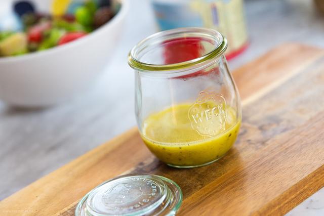 Salatsauce zum Selbermachen: Schnell, einfach und lecker Salatsauce zum Selbermachen: Schnell, einfach und lecker