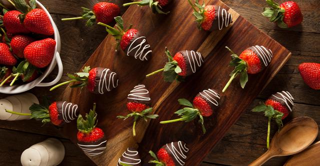 Leckere Schokofrüchte selber machen: Einfaches Rezept für Naschkatzen Leckere Schokofrüchte selber machen: Einfaches Rezept für Naschkatzen